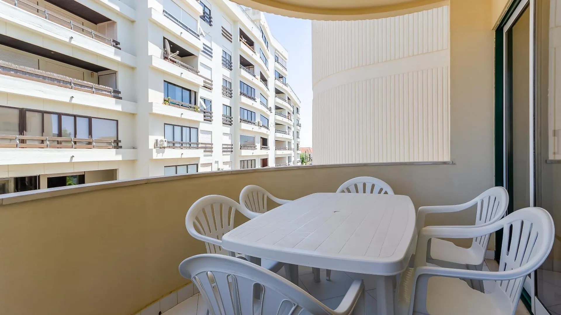 Turim Algarve Mor Apartamentos Turisticos Portimão 2*,